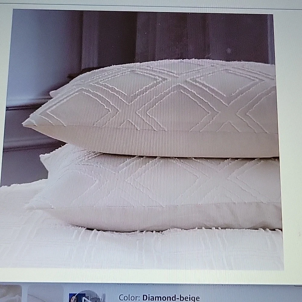 Sleepbella King 3piece comforter set beige Diamond Tufted design soft fluffy New